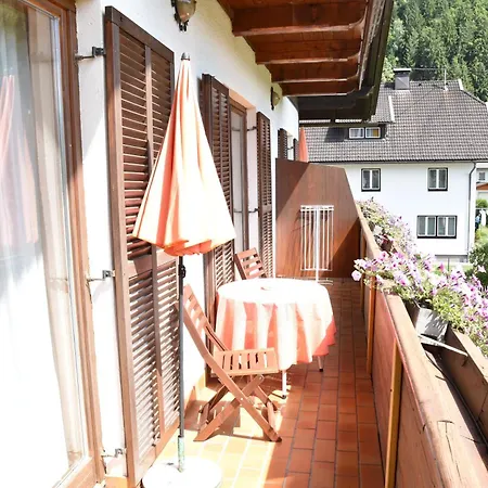Apartman Haus Dorfer Döbriach