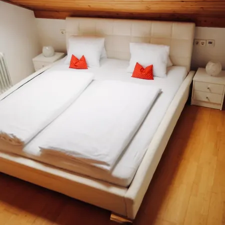 Haus Dorfer Apartament Döbriach