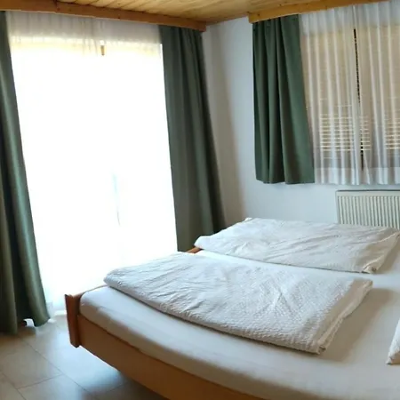 Haus Dorfer Daire Döbriach