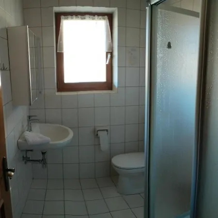 Haus Dorfer Apartment *